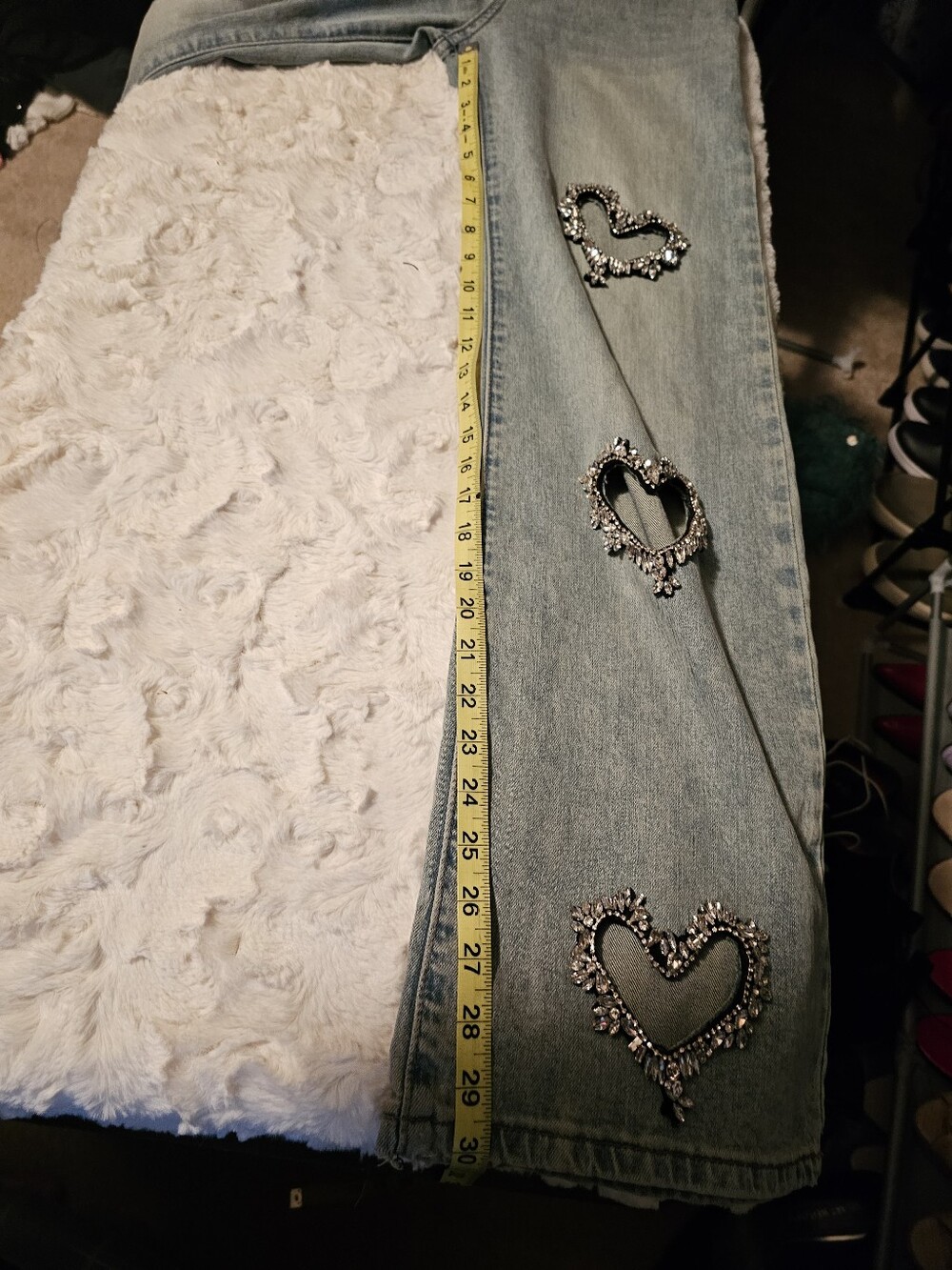 Peekskill Light Wash Wide‑Leg Crystal Heart Jeans – Size S - Picture 9 of 10